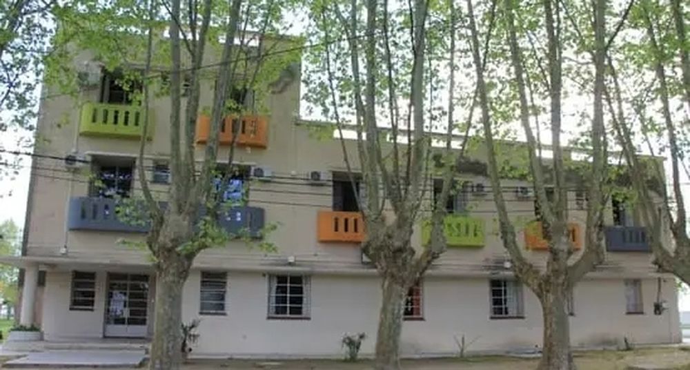El Hotel recuperado por la cooperativa Pipinas Viva. El Hotel recuperado por la cooperativa Pipinas Viva.
