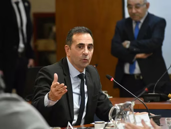 Julio Cordero quedó bajo la lupa por sus comunicaciones con el interventor de Osprera