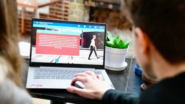 Son 45 los distritos donde la plataforma web se encuentra activa en su etapa inicial y luego se desarrollarán dos nuevos períodos de inscripción a licenciajoven.transporte.gba.gob.ar.