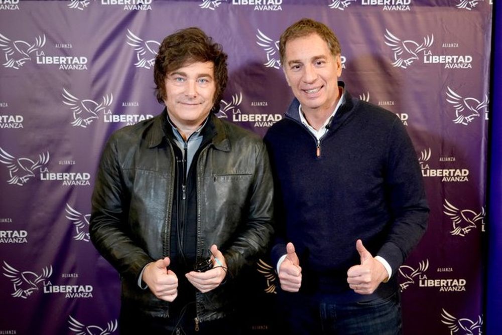 El presidente Javier Milei y el candidato Diego Santilli.&nbsp;