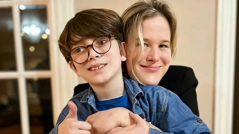 Marlene Spesso junto a su hijo, Ian Moche, de 12 años, referente desde La Plata en la defensa de los derechos de las personas con discapacidad