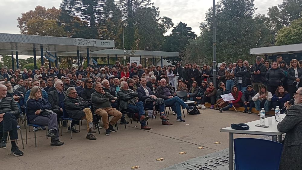 La exposición de los empresarios se realizó en la sede del INTI, en el partido de San Martín. La exposición de los empresarios se realizó en la sede del INTI, en el partido de San Martín.