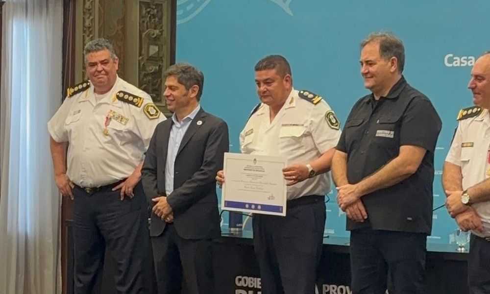 El actual superintendente de la Región Atlántica III de la Policía de la Provincia de Buenos Aires, Oscar Orellano, fue ascendido al rango de Comisario General, el más alto dentro de la estructura policial bonaerense.