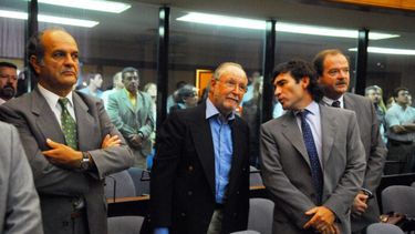 Gustavo Andrés Deutsch durante el juicio. (Télam/archivo)