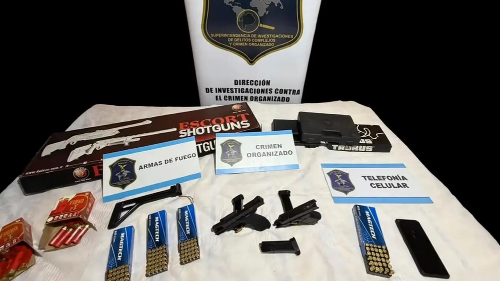 Elementos secuestrados por la policía.&nbsp;