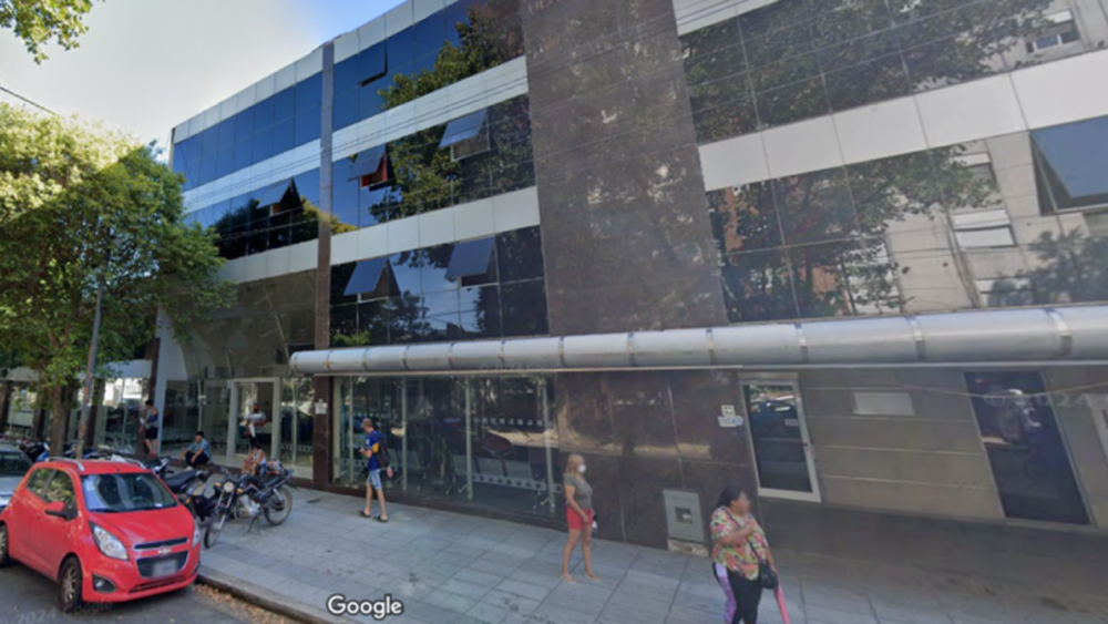 El Hospital Sudamericano de La Plata. - Google Maps -