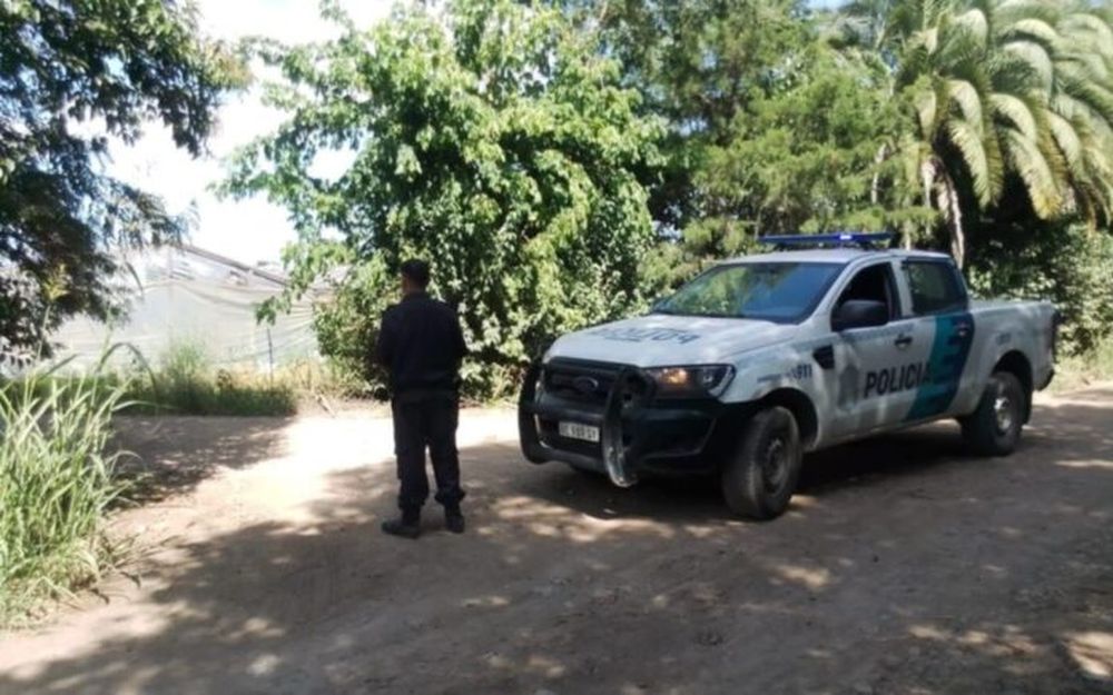 La casa en donde sucedió el hecho está ubicada en calles 206 y 427 del barrio El Peligro, en La Plata. (Foto El Día)