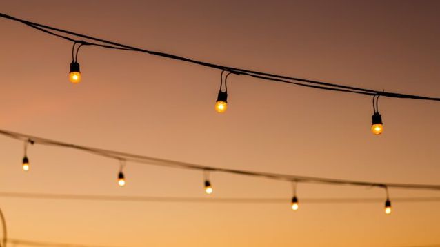 La luz otra vez en la mira del Gobierno.