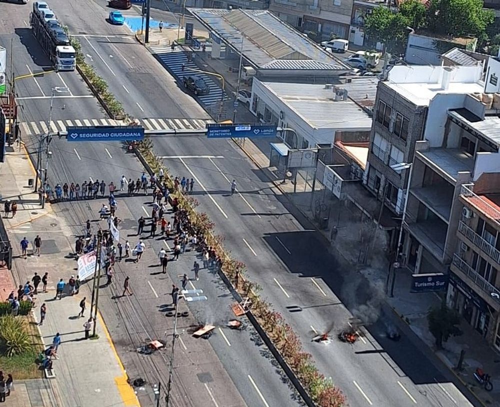 La protesta de cooperativistas en Lanús.&nbsp;