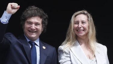 El presidente, Javier Milei, junto a su hermana, la secretaria General de la Presidencia, Karina Milei. (Archivo)