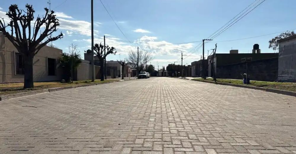 Las calles serían de hormigón intertrabado. Y tanto los proveedores como la mano de obra sería de Chascomús.