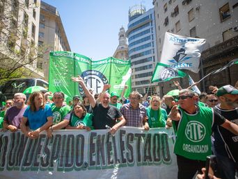 ATE para en todo el país y moviliza en Buenos Aires. ATE para en todo el país y moviliza en Buenos Aires.