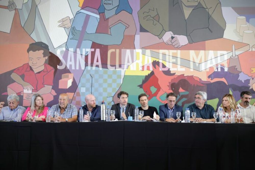 La primera conferencia de verano de Kicillof.