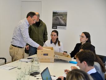 La licitación de una importante obra eléctrica.&nbsp;