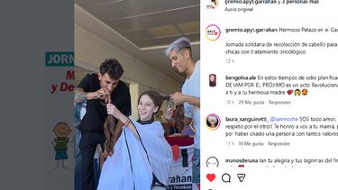 Ian Moche donó su largo pelo para la confección de pelucas para niños en tratamiento oncológico. (Imagen de video/ Instagram)