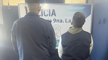 En La Plata, fue detenido un hombre acusado de violencia de género cuando fue a votar.