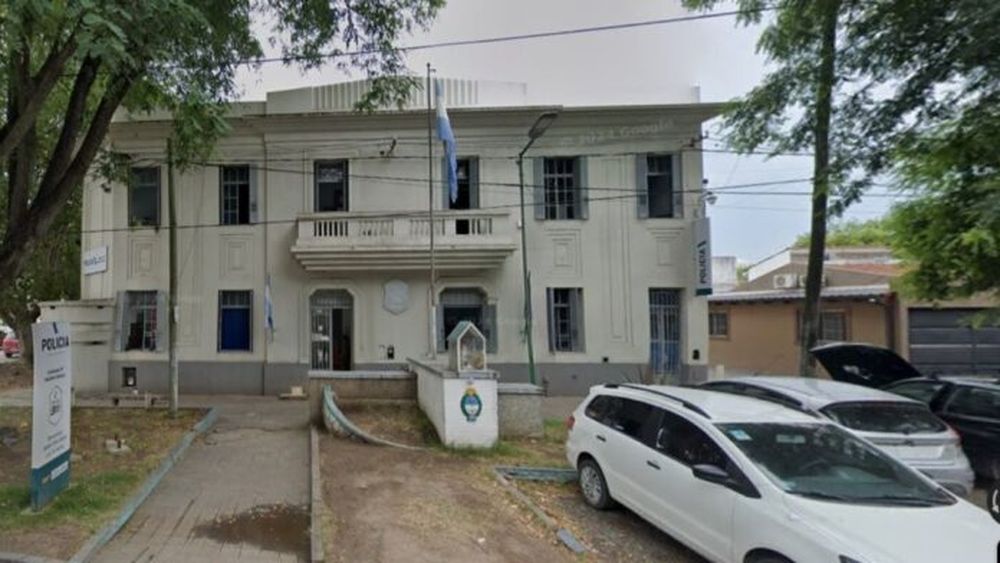 Comisaría 14 de Melchor Romero. - Google Maps -