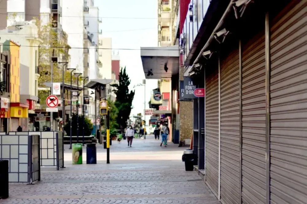 En Mar del Plata confirmaron su adhesión cerca de 60 gremios, por lo que distintos servicios se ven afectados, como por ejemplo la actividad en los puertos. (Gentileza La Capital)