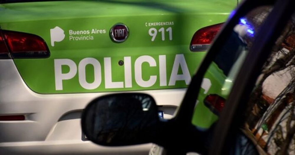 El efectivo de la Policía de la Ciudad fue detenido por la Policía de la Provincia.