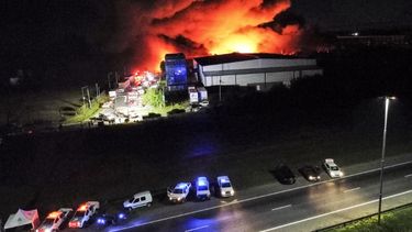 El incendio comenzó en el Polígono Industrial de Spegazzini.