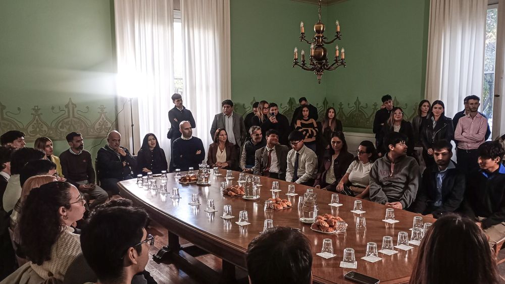 El encuentro en la Legislatura de los estudiantes libertarios con los diputados y senadores de La Libertad Avanza. El encuentro en la Legislatura de los estudiantes libertarios con los diputados y senadores de La Libertad Avanza.
