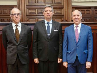 Rosenkrantz, Rossi y Lorenzetti, los tres ministros actuales de la Corte. Rosenkrantz, Rossi y Lorenzetti, los tres ministros actuales de la Corte.