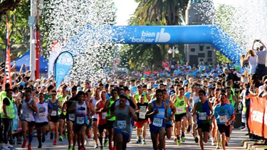 El Maratón Dino Hugo Tinelli parte del Centro Cívico de Bolívar.