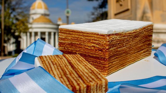 La tradicional Torta Argentina de Dolores. La tradicional Torta Argentina de Dolores.
