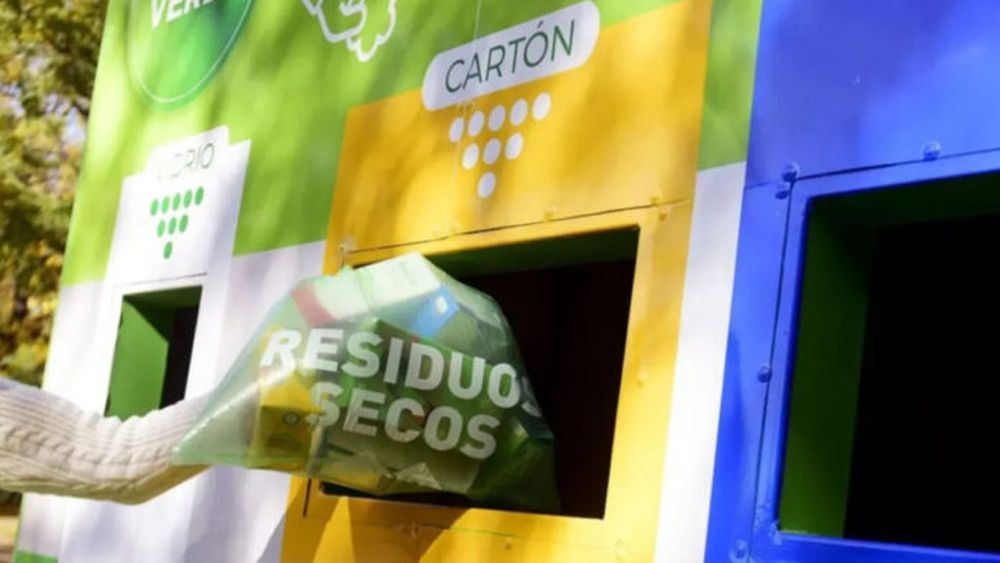 La Plata obliga a los grandes generadores a trabajar los residuos. - 0221 -