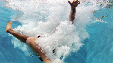 En el mundo mueren por año unas 300.000 personas por ahogamiento.