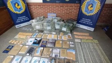 Parte de lo incautado por la Policía Federal en el marco de la operación Pabellón Blanco. (PFA)