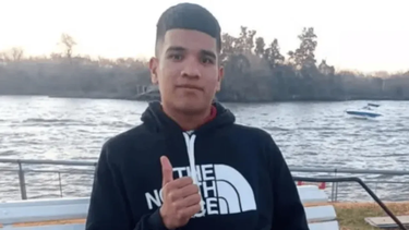 Nicolás Duarte, de 18 años, fue encontrado muerto en un arroyo en Ezeiza tras estar desaparecido cuatro días luego de ser visto por última vez el sábado a la madrugada.
