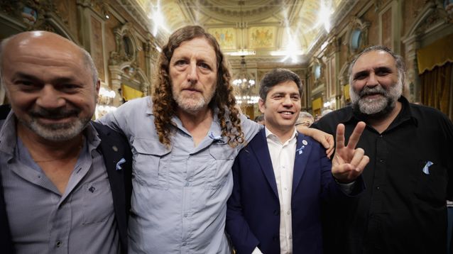 Axel Kicillof junto a Roberto Baradel&nbsp;y&nbsp;Oscar “Colo” Isasi.