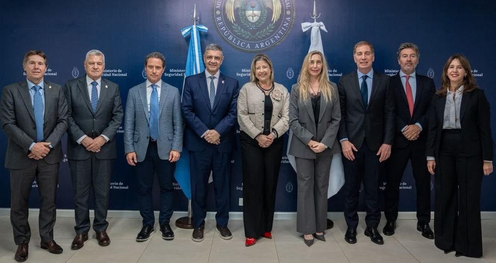 Monteoliva junto a Karina Milei, Diego Santilli y Jorge Macri, este jueves al comunicar cómo será el traslado de los presos.