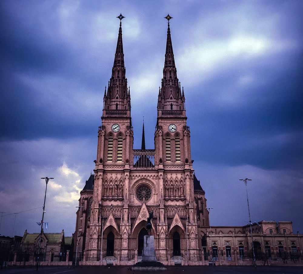 Los peregrinos se encontrarán con la tormenta en cercanías de la Basílica de Luján.