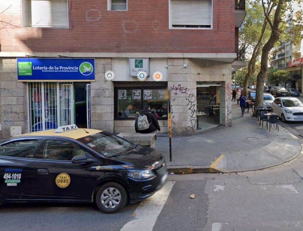El local de quiniela ubicado en las calles Santiago del Estero y Moreno. (Google Maps)