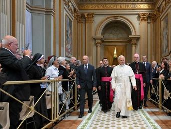 El papa León XIV, poco después de haber anunciado su operación.