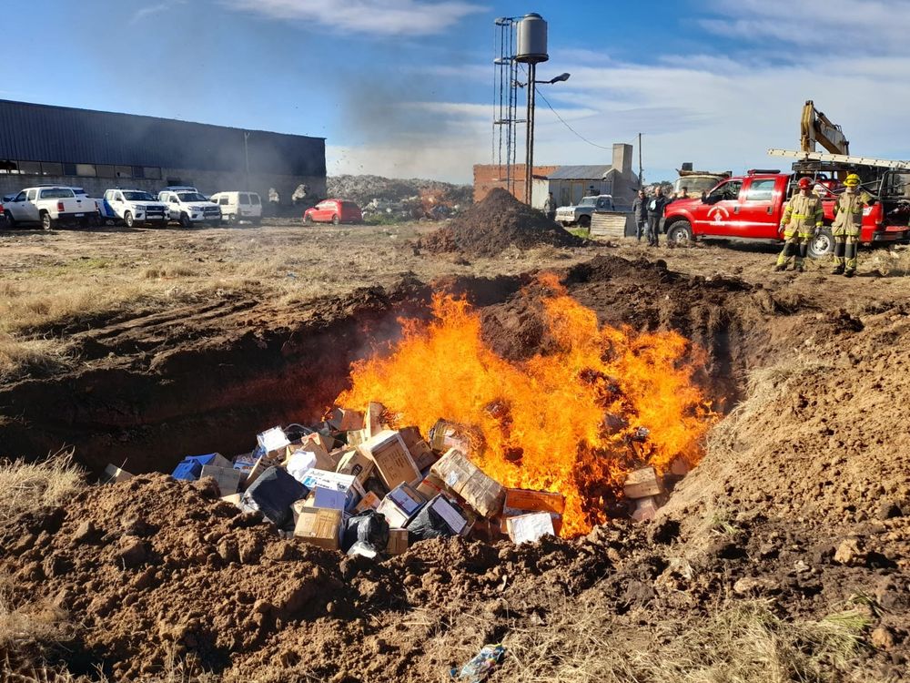 Los 250 kilos de droga fueron incinerados en el predio del relleno sanitario.&nbsp;