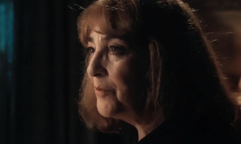 Vieja Loca - Carmen Maura