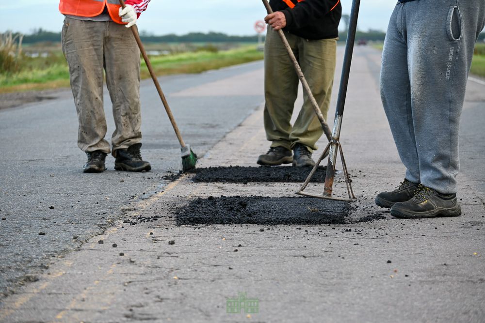 Trabajos de bacheos en las rutas nacionales. Trabajos de bacheos en las rutas nacionales.