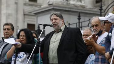 Claudio Lozano, uno de los responsables del amparo colectivo contra el decreto 70/2023.