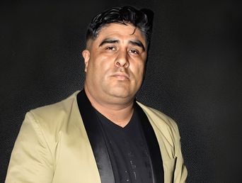 Adrián Marcelo Chelo Torres, el cantante del Grupo Green. Adrián Marcelo Chelo Torres, el cantante del Grupo Green.