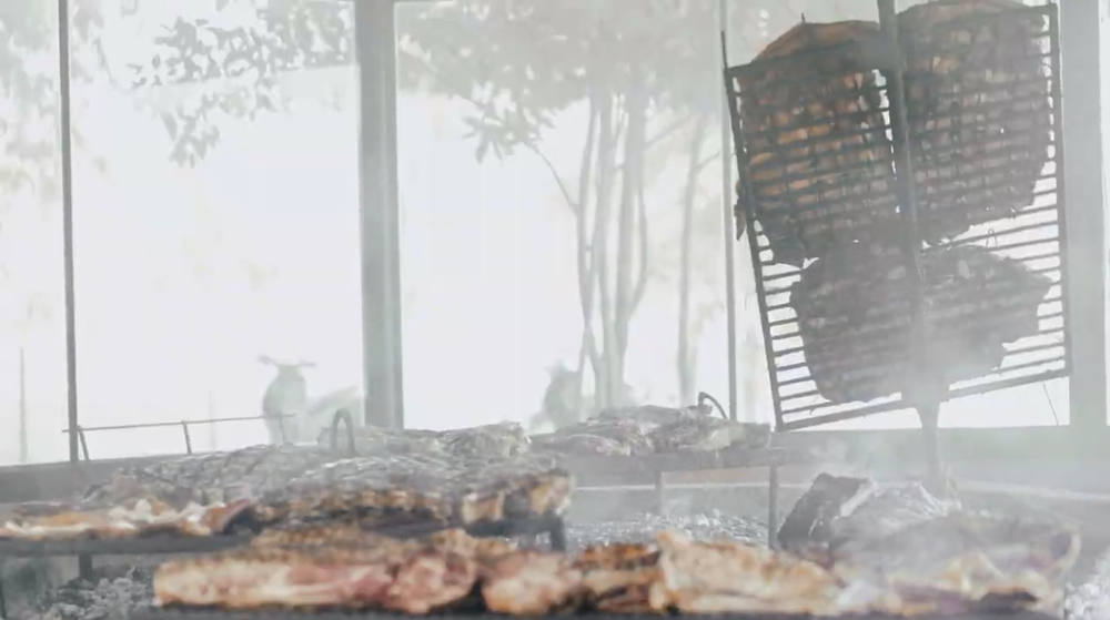 Los fines de semana las parrillas nunca descansan.