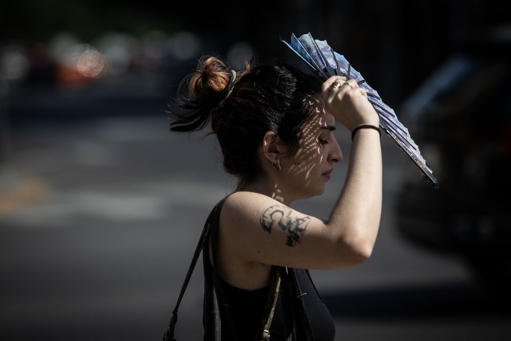 La ola de calor golpea al país. (Agencia Xinhua)