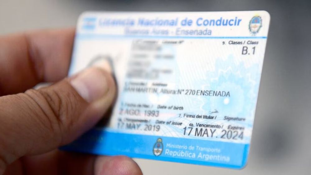 Una licencia de conducir de Ensenada.&nbsp;