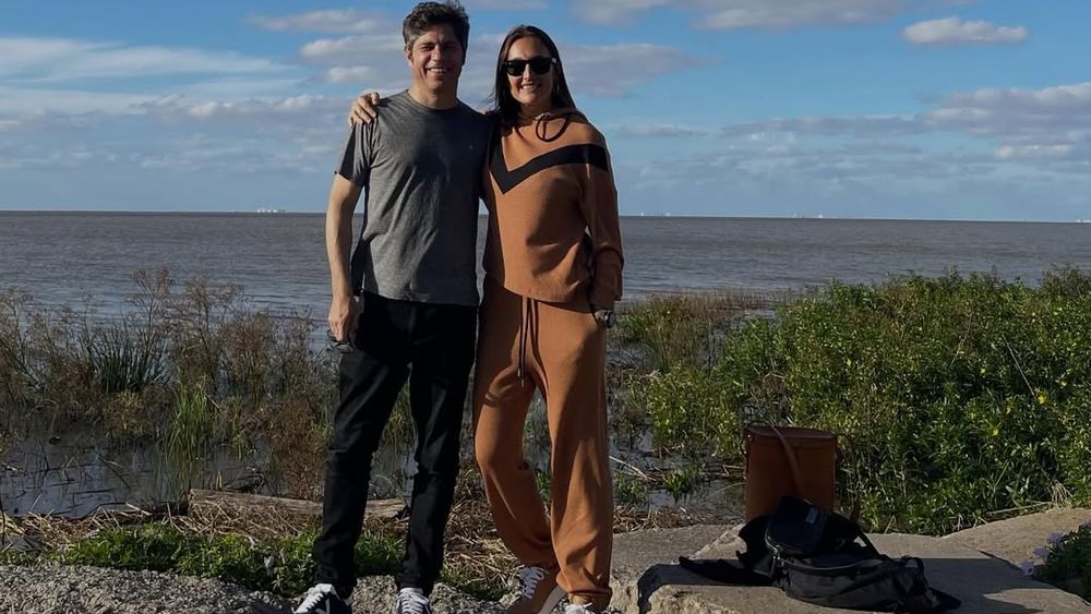 Kicillof y su esosa, Soledad Qerehilac, el domingo en Ensenada. Kicillof y su esosa, Soledad Qerehilac, el domingo en Ensenada.