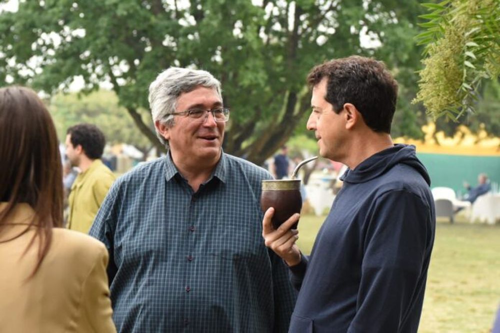 Javier Rodríguez con Wado de Pedro.