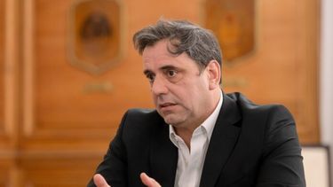 62SgQ4yIZ_2000x1500__1