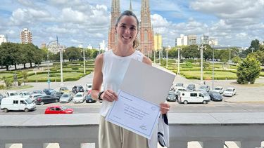 Marilyn “Lali” Esquivel, capitana del plantel de fútbol femenino de Gimnasia y Esgrima La Plata, fue distinguida.