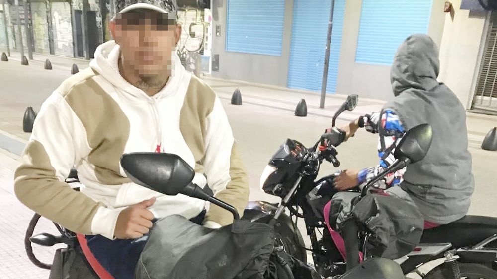 Iván Díaz se entregó a la Policía, ya que era intensamente buscado por dispararle a una adolescente y dejarla paralítica.&nbsp;